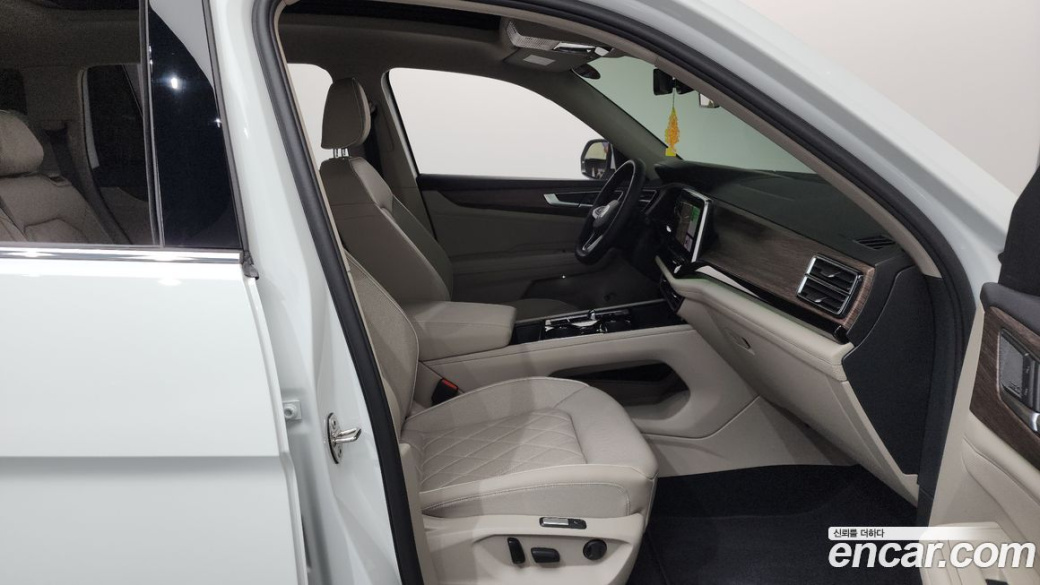 Volkswagen Atlas 2.0 TSI R-LINE 7-Seater, 2025