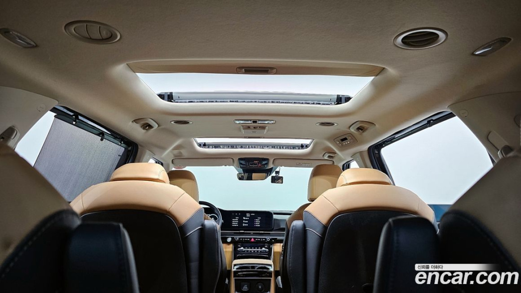 Kia Carnival 9-Seater Signature, 2023