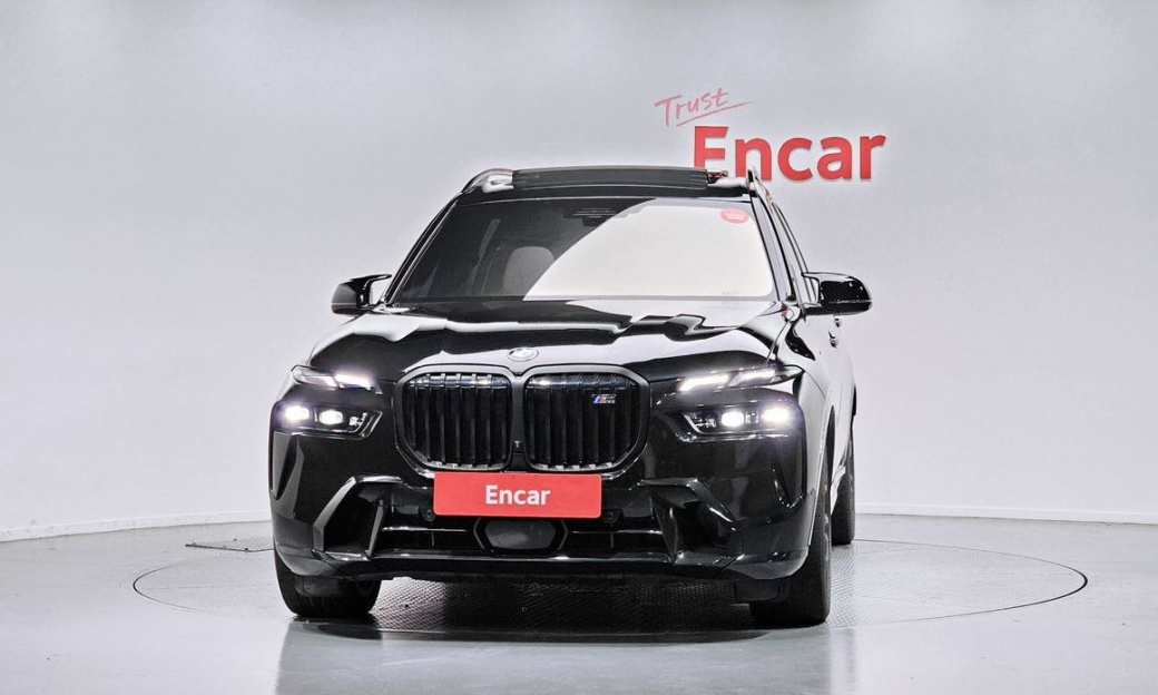 BMW X7 M60i xDrive M sport 6STR, 2025