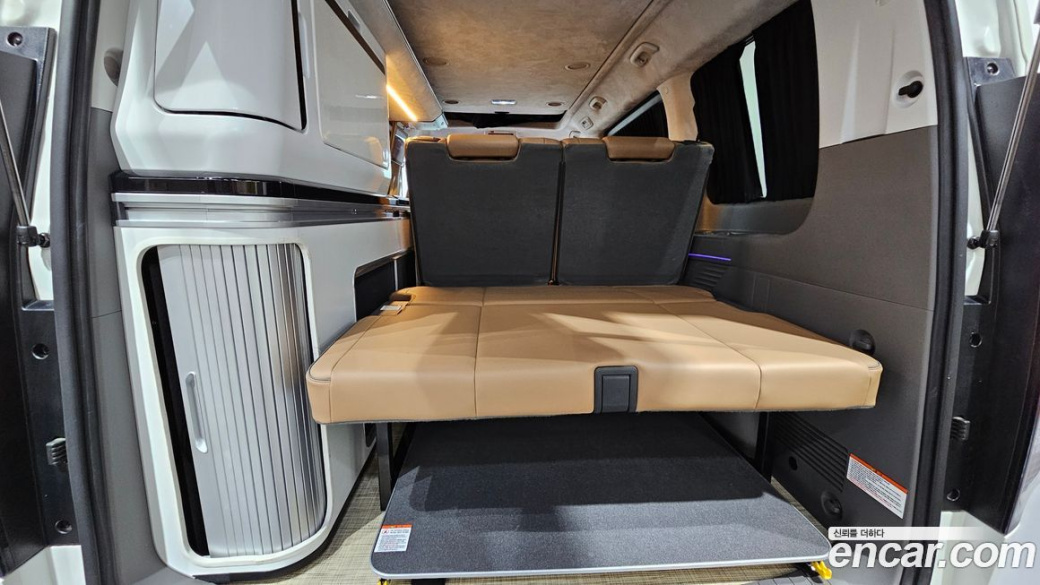 Hyundai Staria 2WD Camping Car, 2024