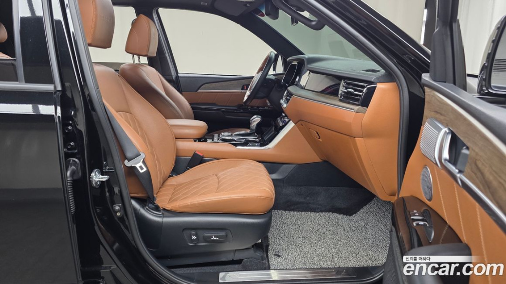 Kia Mohave Diesel 3.0 4WD 6-Seater, 2023