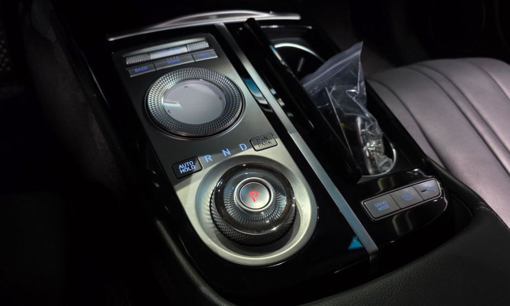 Genesis G80 Gasoline 2.5 Turbo AWD, 2022