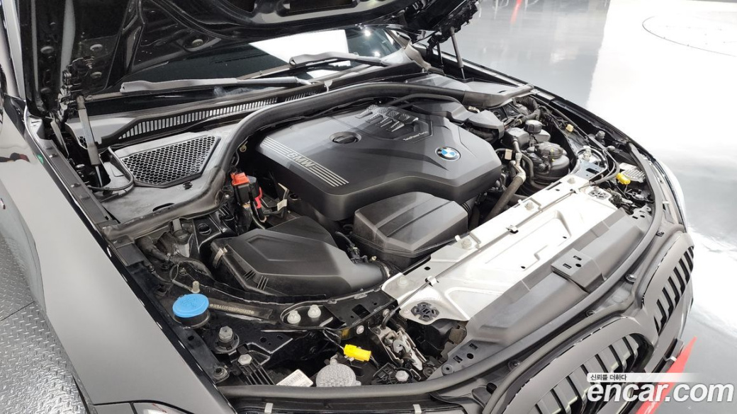 BMW 3-Series 320i M Sport, 2022