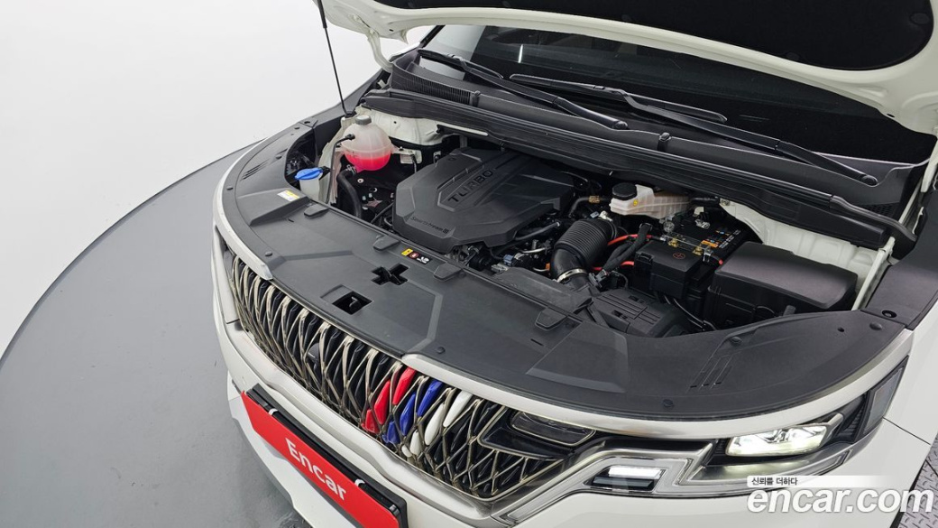 Kia Carnival 9-Seater Hi-Limousine, 2023