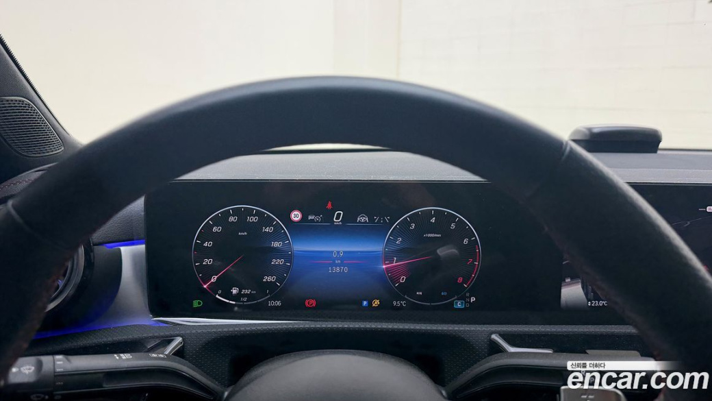Mercedes-Benz CLA-Class CLA250 4MATIC, 2025