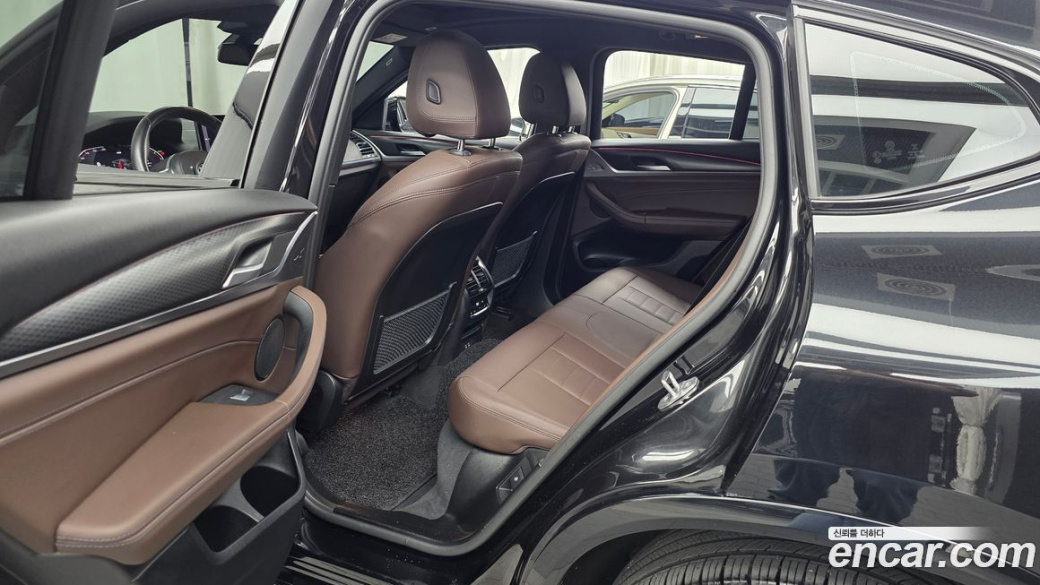 BMW X4 xDrive20i M Sport, 2023