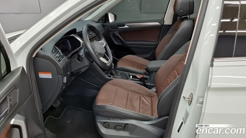 Volkswagen Tiguan 2.0 TSI Prestige, 2023