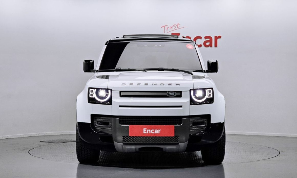 Land Rover Defender 130 P400 X-Dynamic HSE, 2024