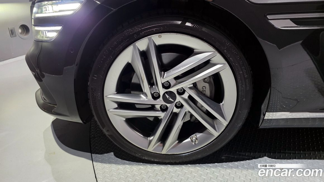 Genesis G80 Gasoline 2.5 Turbo AWD, 2025