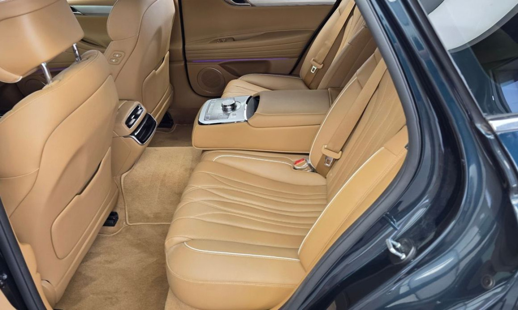 Genesis G80 Gasoline 2.5 Turbo AWD, 2025