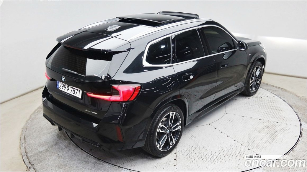 BMW X1 xDrive 20i M Sport, 2024
