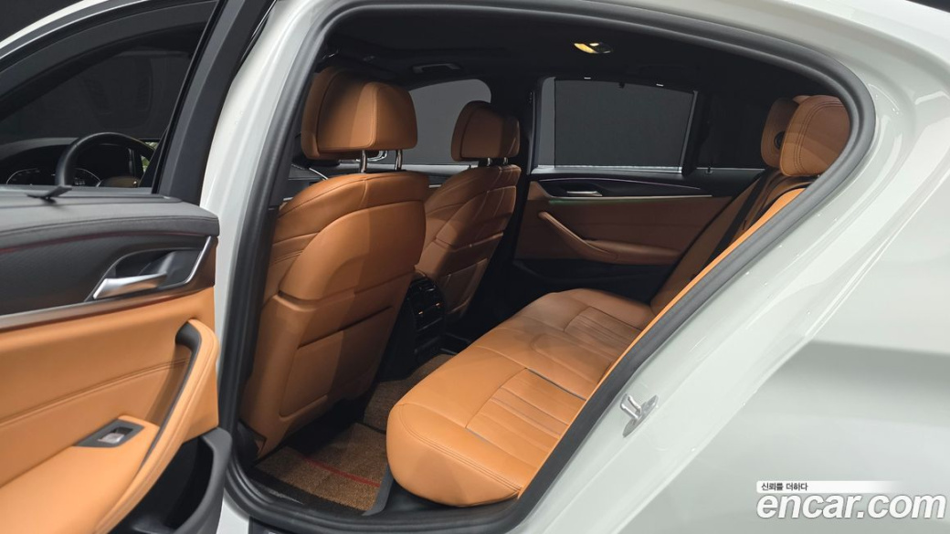 BMW 5-Series 520i M Sport, 2023