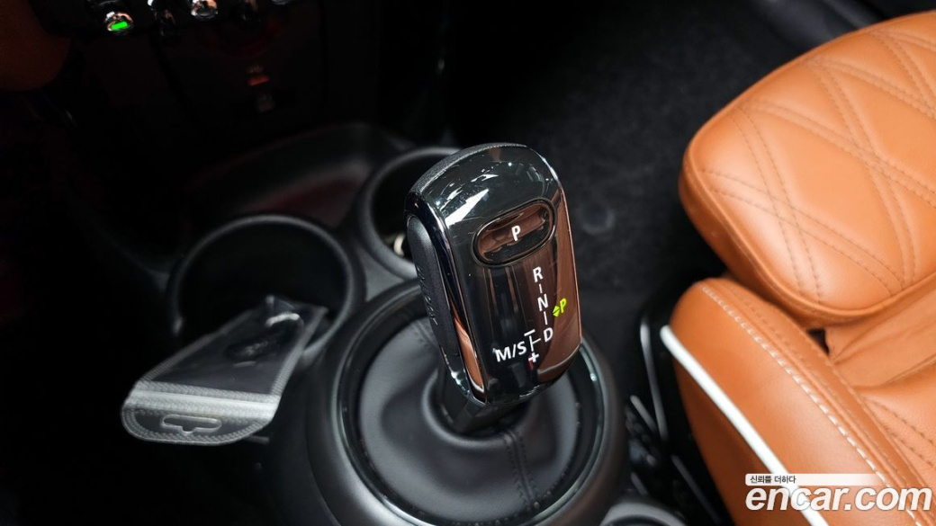 Mini Cooper Convertible Classic, 2024