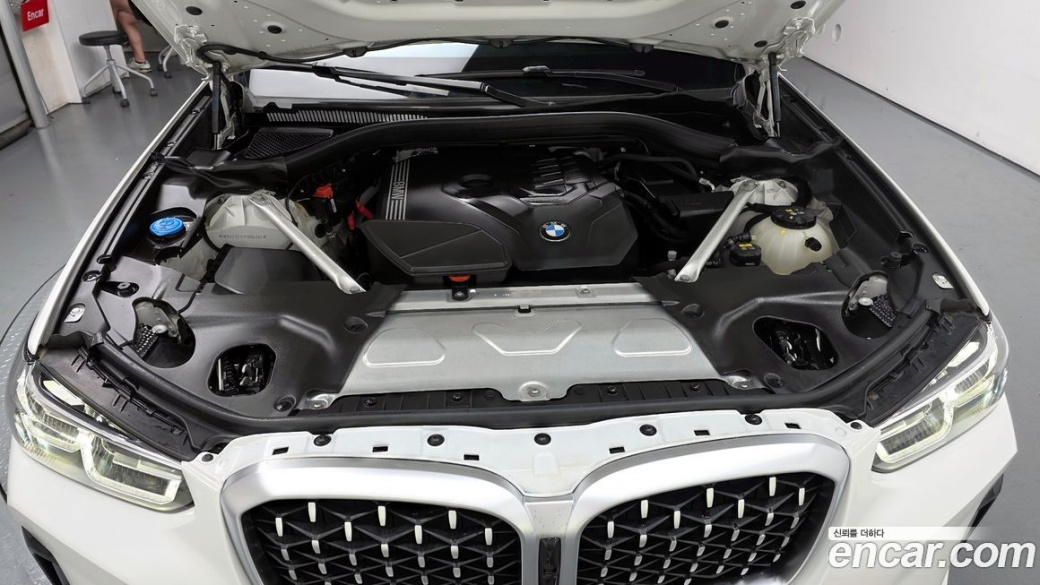 BMW X4 xDrive20i M Sport, 2023