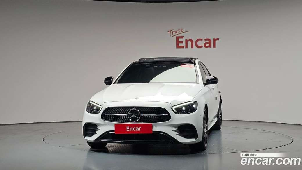Mercedes-Benz E-Class E350 4MATIC AMG Line, 2023