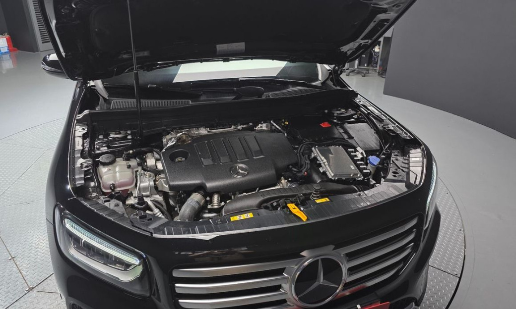 Mercedes-Benz GLB-Class GLB200 d, 2024