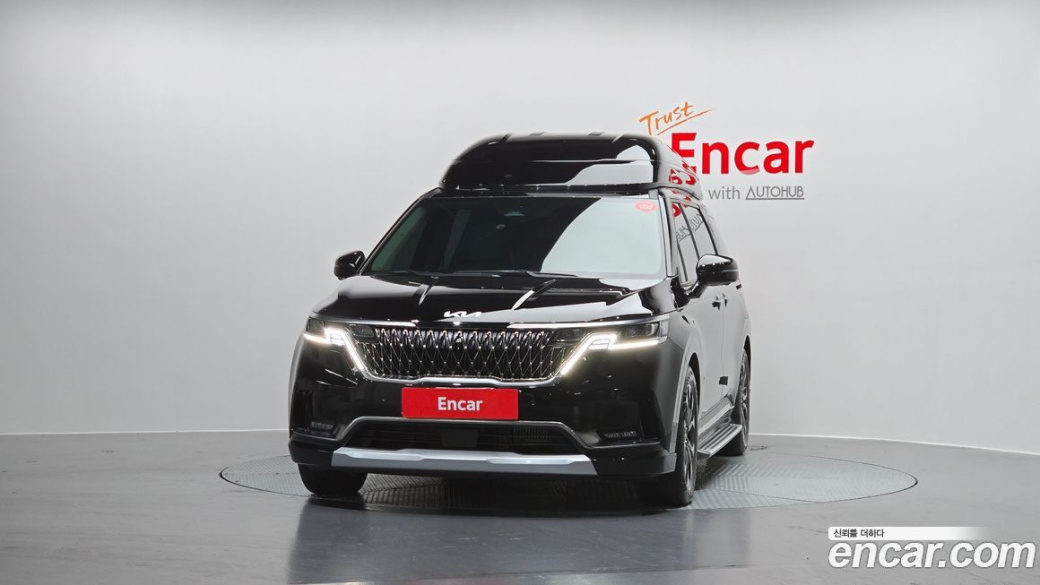Kia Carnival 9-Seater Hi-Limousine, 2023