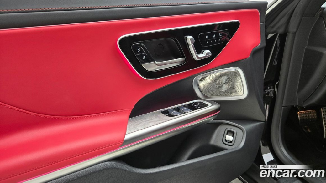 Mercedes-Benz CLE-Class AMG CLE53 4MATIC+ Cabriolet, 2026