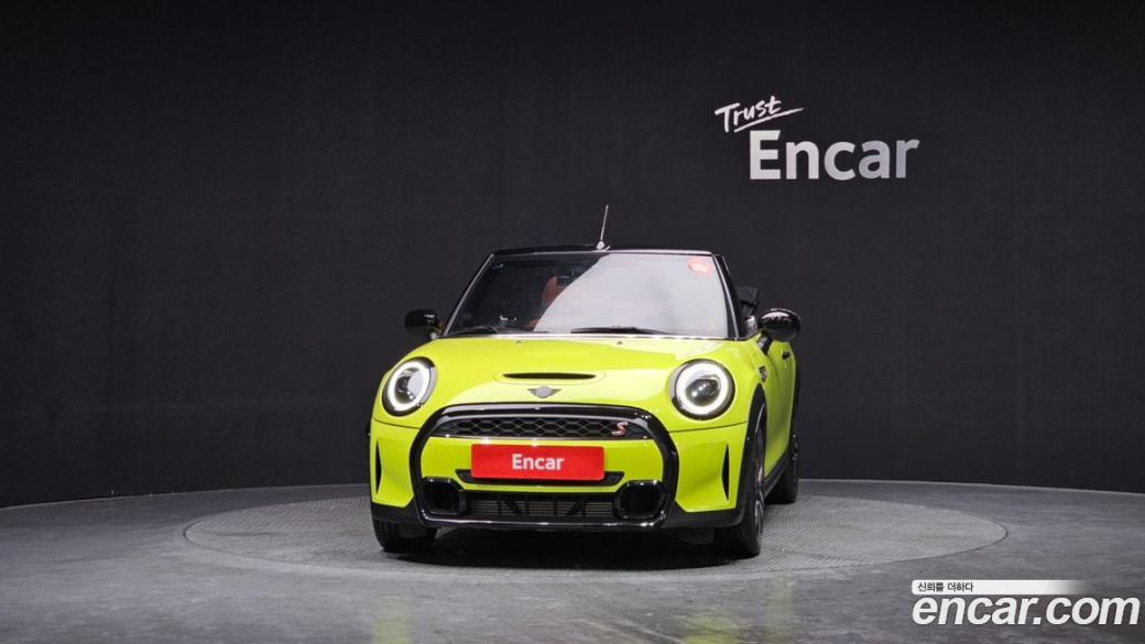 Mini Cooper Convertible Classic, 2024
