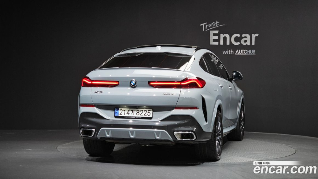 BMW X6 xDrive40i M Sport, 2024
