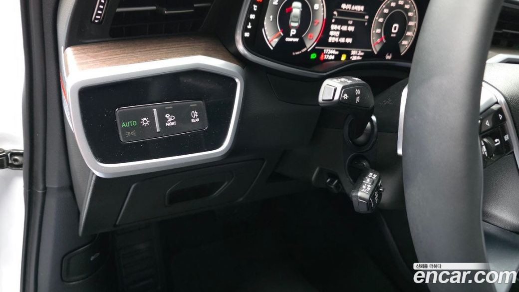 Audi A6 45 TFSI Quattro Premium, 2025