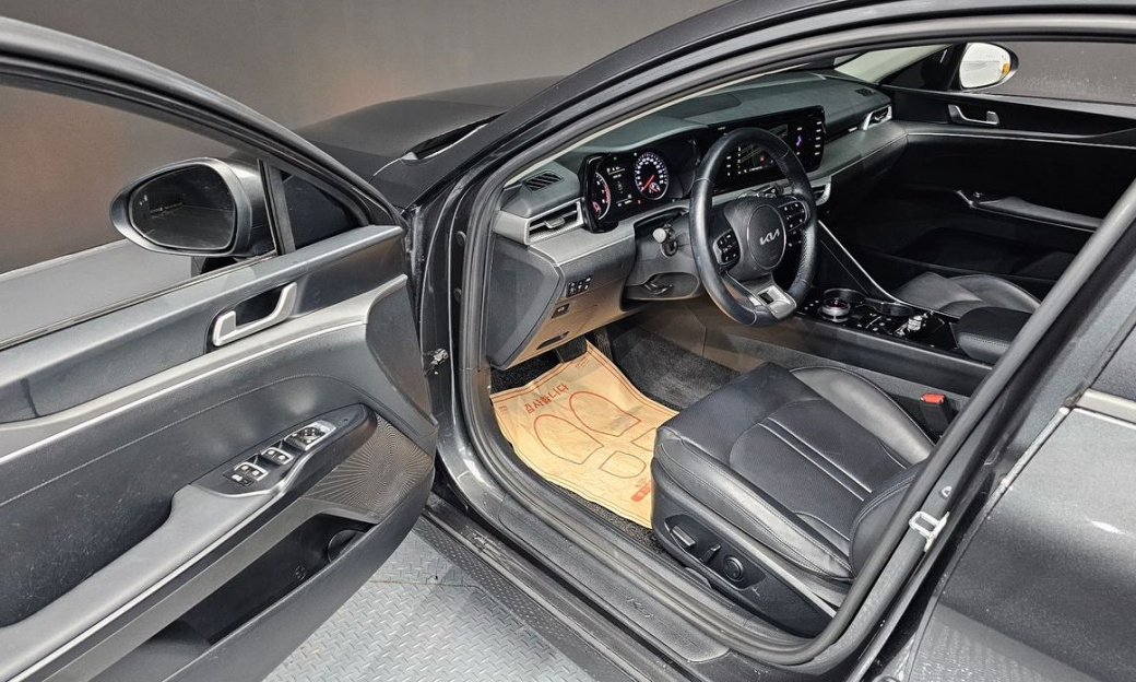Kia K5 2.0, 2022