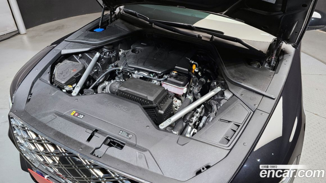 Genesis G80 Gasoline 2.5 Turbo AWD, 2025