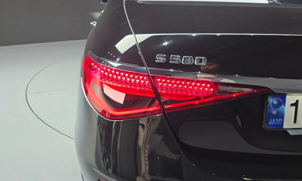 Mercedes-Benz S-Class S580L 4MATIC, 2024