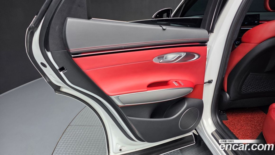 Genesis GV70 2.5T Gasoline AWD, 2025