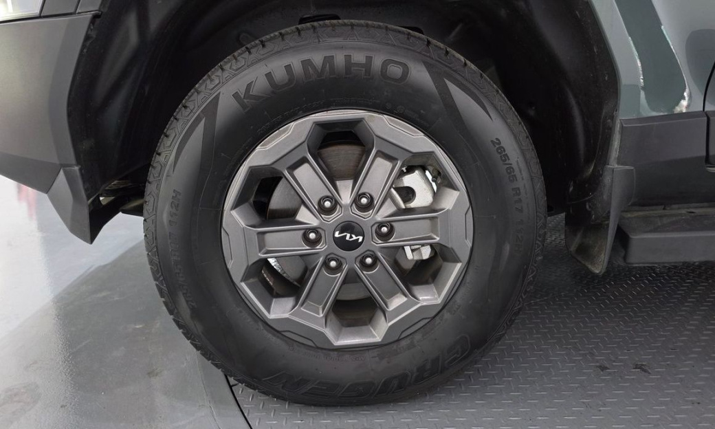 Kia Tasman 2.5T Gasoline 4WD, 2026
