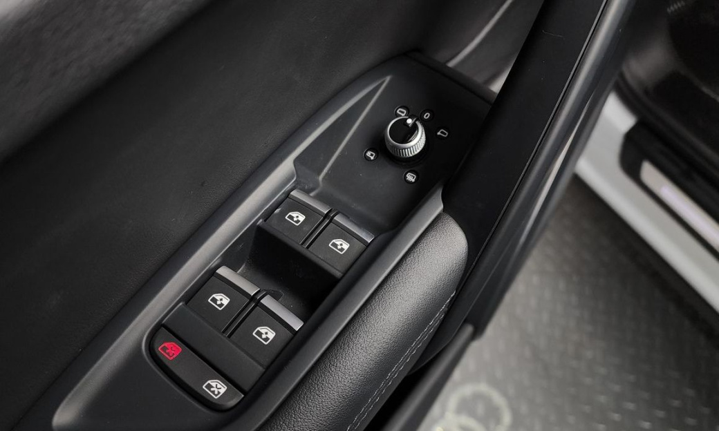 Audi Q5 45 TFSI Quattro Premium, 2022