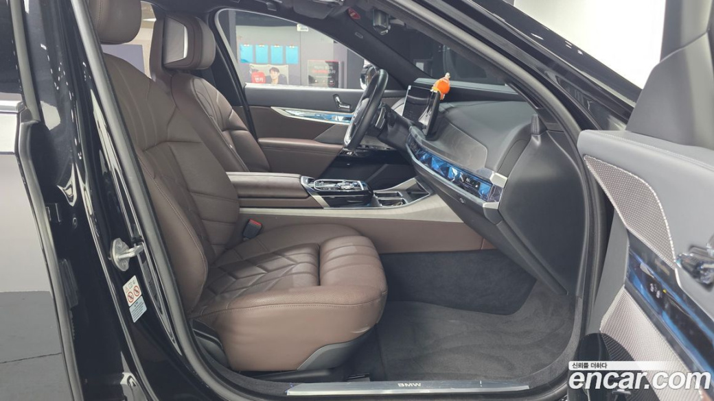 BMW 7-Series 740d xDrive Design Pure Excellence, 2023