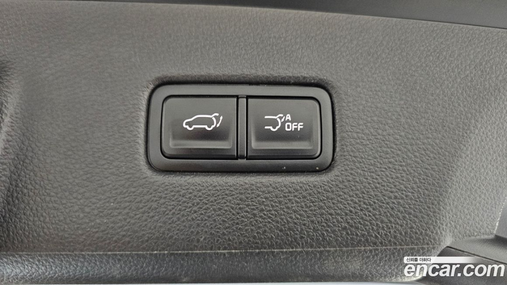 Kia Carnival 7-Seater Signature, 2023