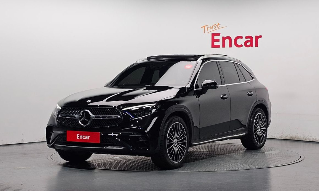 Mercedes-Benz GLC-Class GLC300 4MATIC AMG Line, 2025