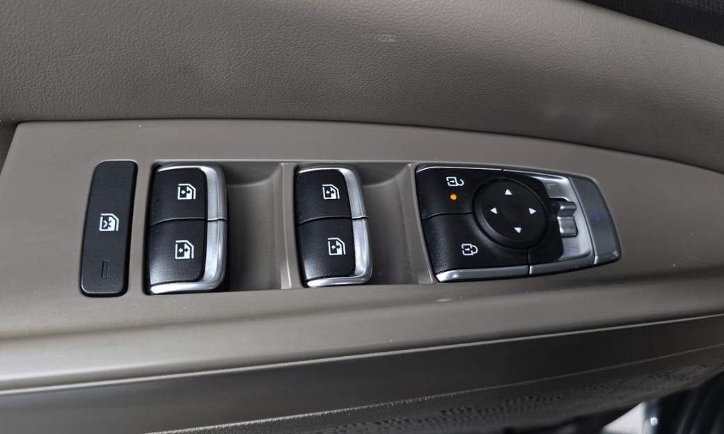 Kia Carnival 9-Seater Noblesse, 2024