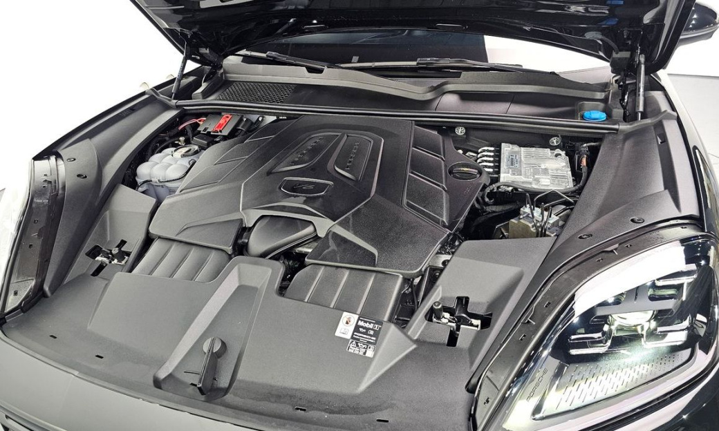 Porsche Cayenne 3.0 Coupe, 2025
