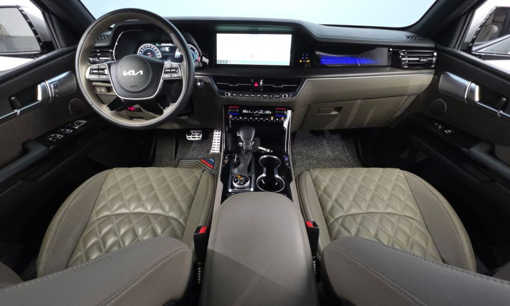 Kia Mohave Diesel 3.0 4WD 6-Seater, 2023