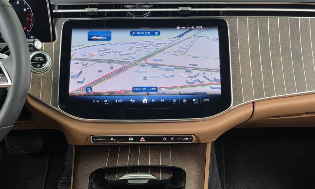 Mercedes-Benz E-Class E450 4MATIC, 2024