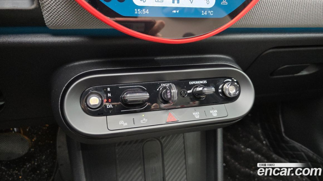 Mini Cooper Favoured, 2025