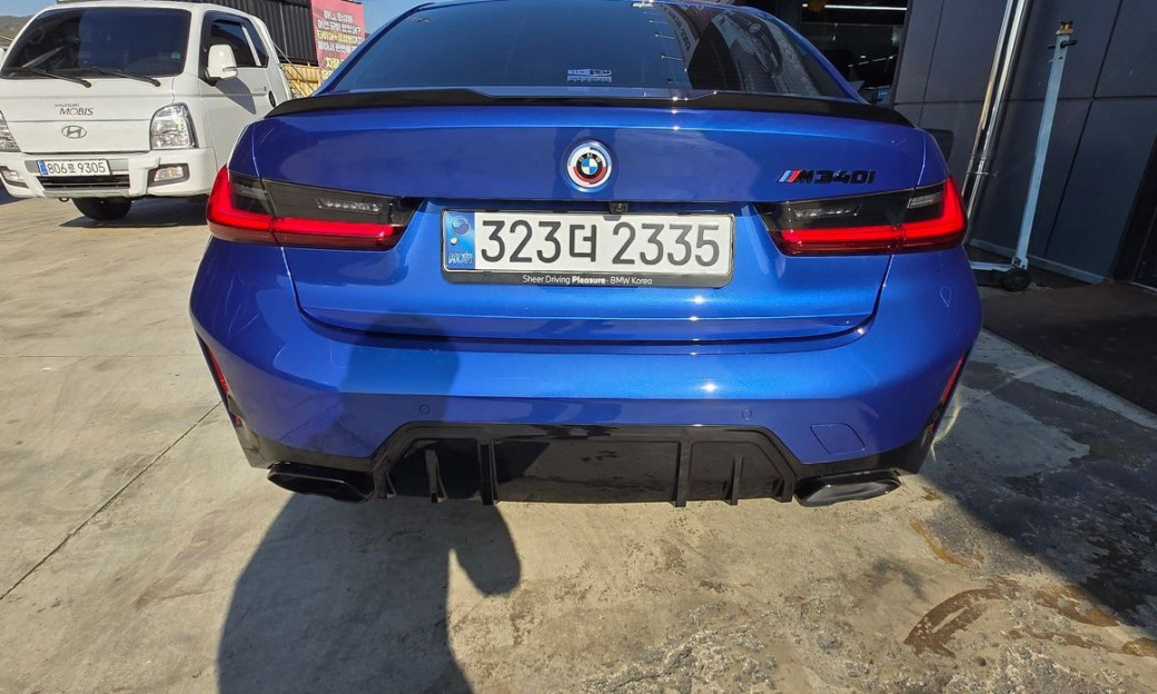 BMW 3-Series M340i Pro, 2025