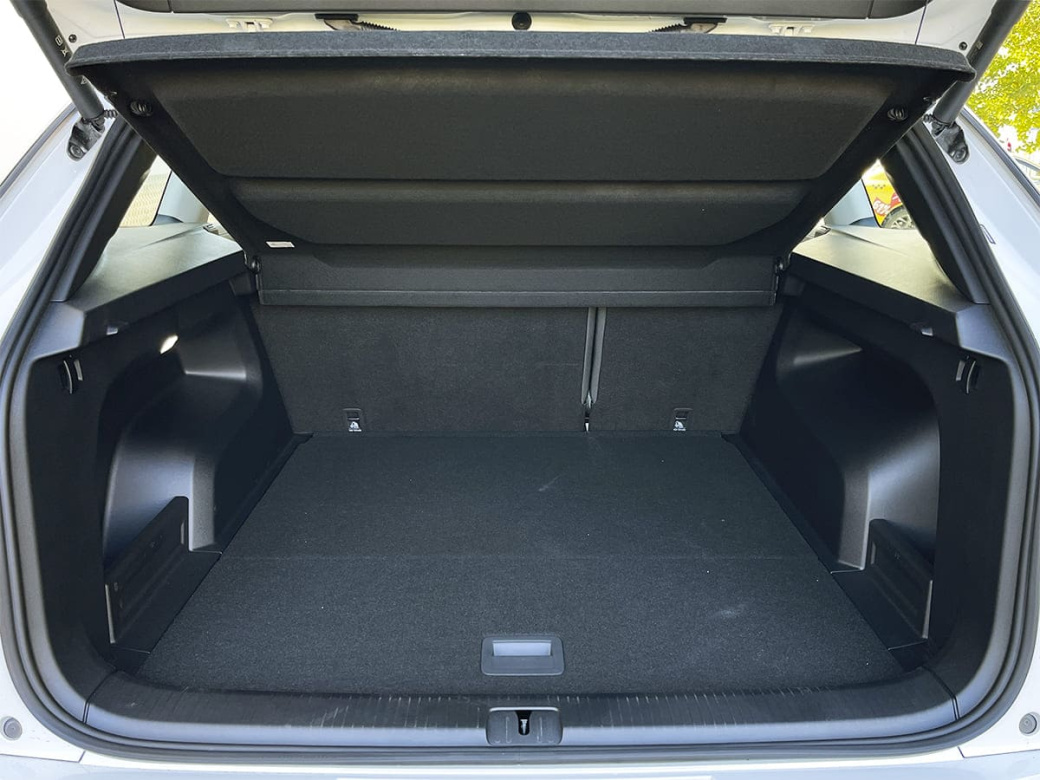 Volkswagen Tavendor R-Line 2.0 2025