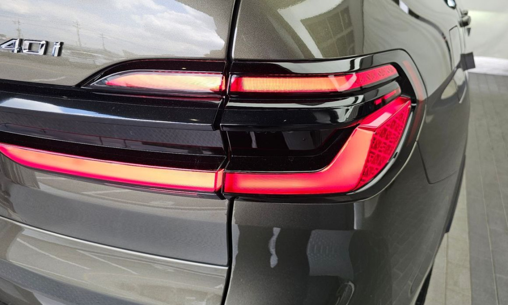 BMW X7 xDrive 40i M Sport 7STR, 2025