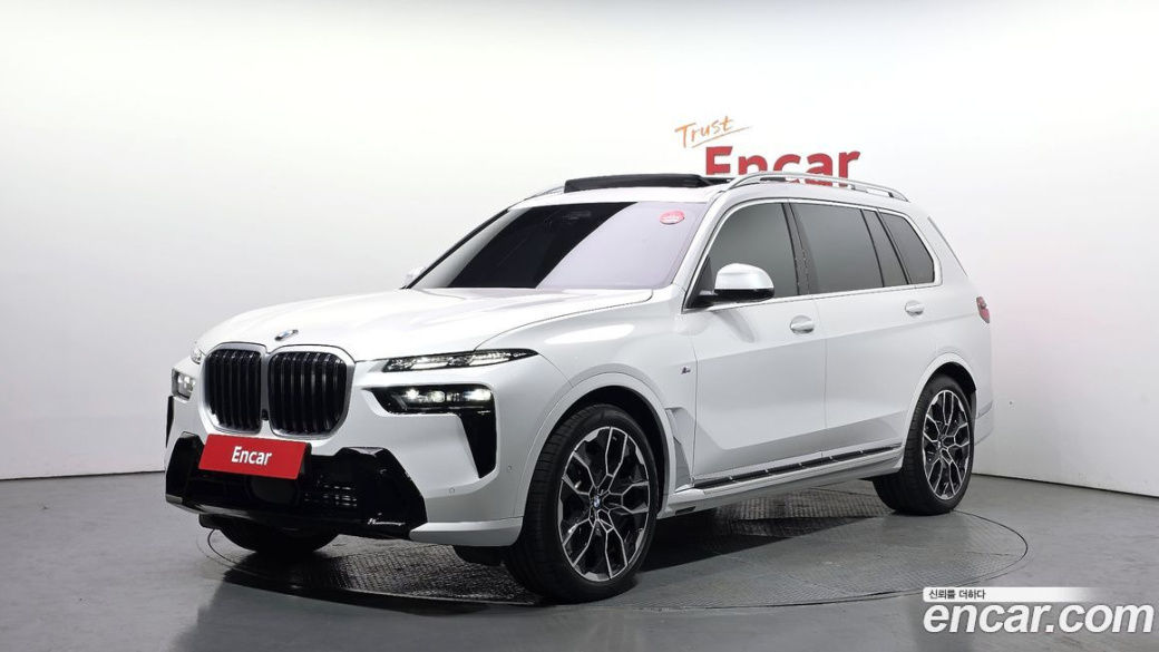 BMW X7 xDrive 40i M Sport 6STR, 2025