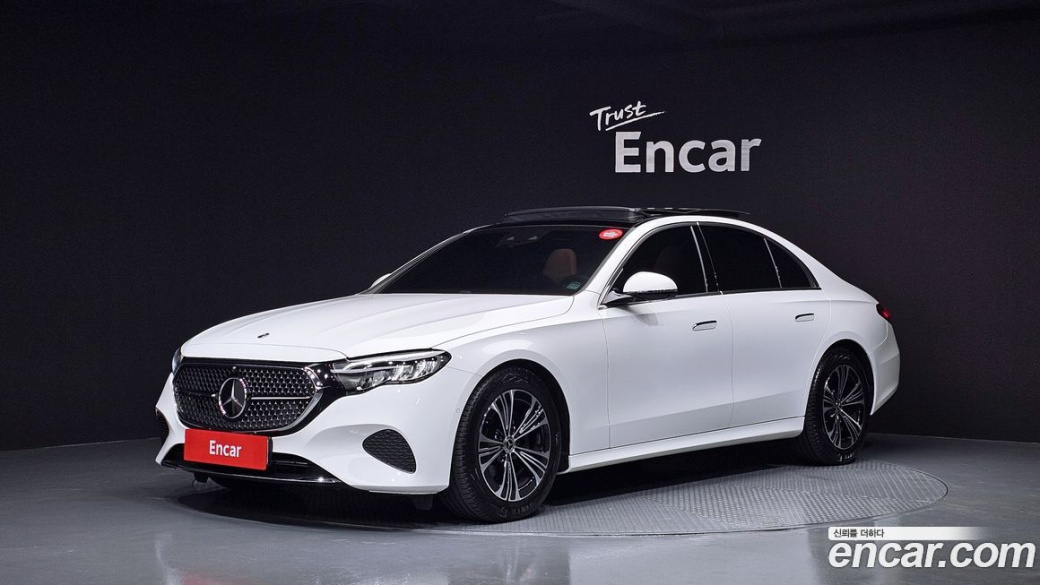 Mercedes-Benz E-Class E200 Avantgarde, 2024