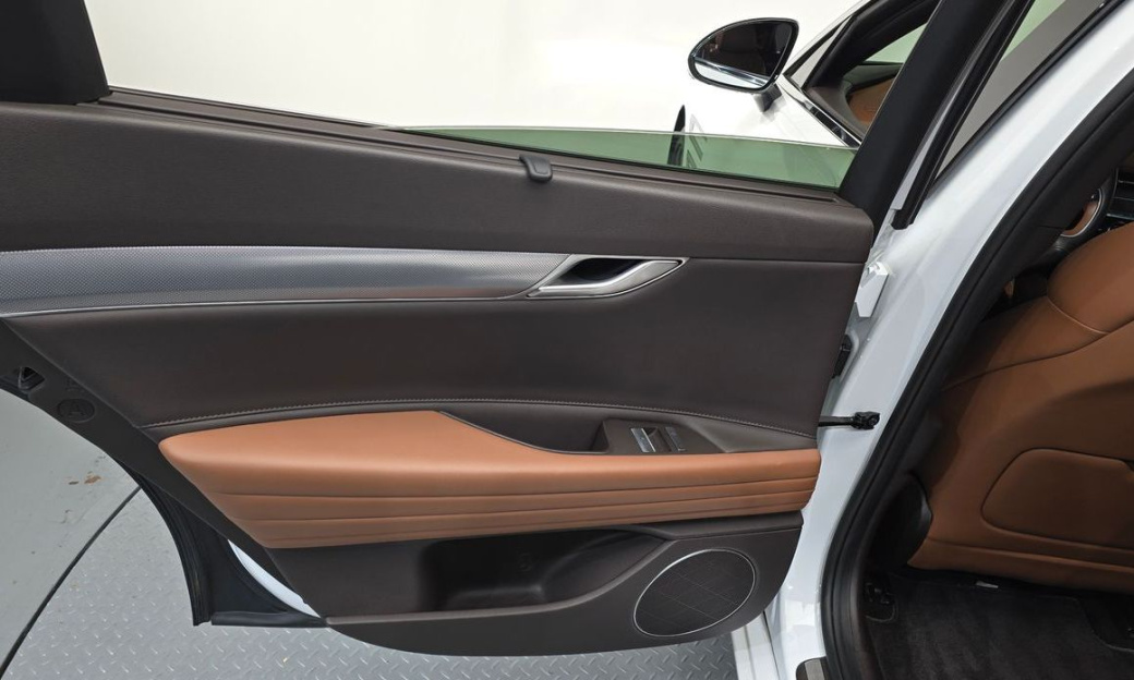 Genesis G80 Gasoline 2.5 Turbo AWD, 2021