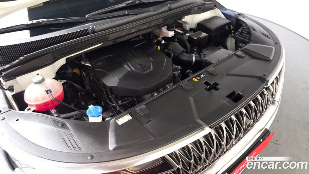 Kia Carnival 7-Seater Signature, 2023