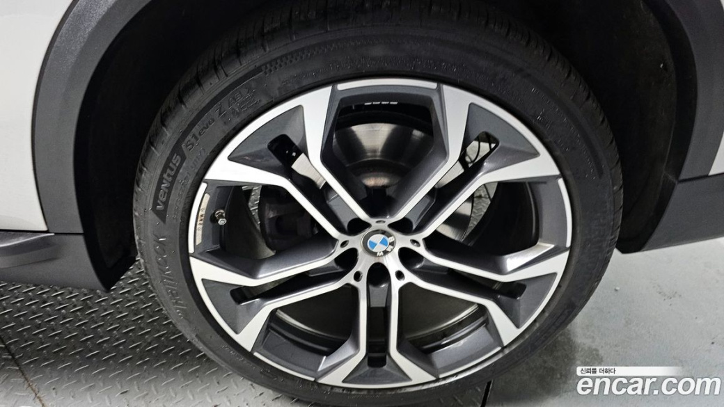 BMW X5 xDrive 30d xLine, 2022