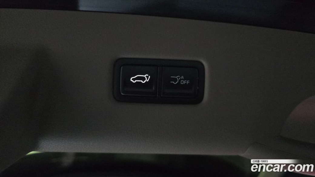 Kia Carnival 7-Seater Signature, 2024