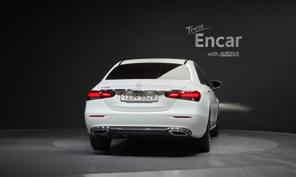 Mercedes-Benz E-Class E250 Avantgarde, 2022