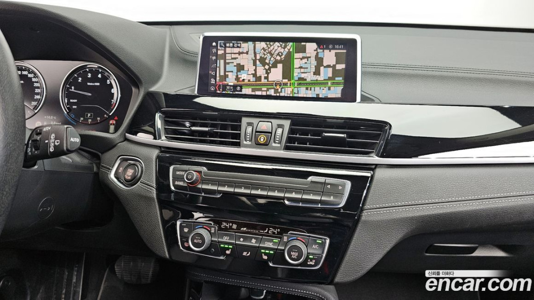 BMW X1 xDrive 20i xLine, 2022